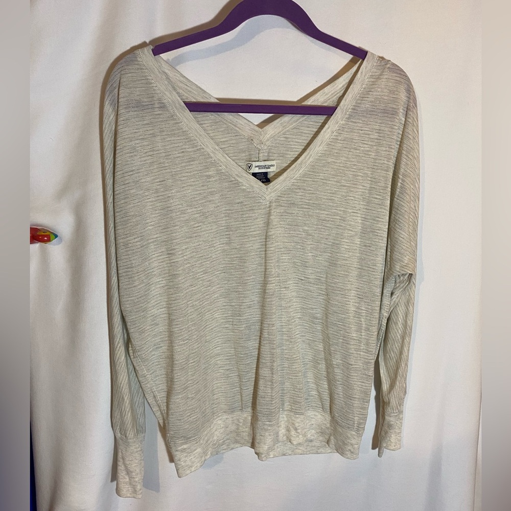 American Eagle long sleeve cream & metallic V-neck, size large